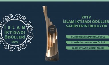 İslam İktisadı Araştırma Ödülü, İslam İktisadı Uygulama Ödülü ve İslam İktisadına Katkı Ödülü olmak üzere üç dalda verilen İslam İktisadı Ödülleri 5 Nisan 2019'da sahiplerini bulacak.