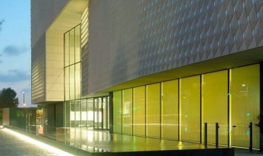 2020'ye kadar ücretsiz gezilebilecek Arter'in yeni binası açıldı
