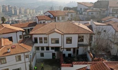Ankara Kalesi'nin tarihi konutları restore ediliyor