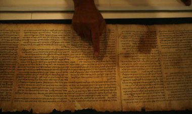 Yeni 'Ölü Deniz Yazmaları' keşfedildi: Yaklaşık 1900 yıllık