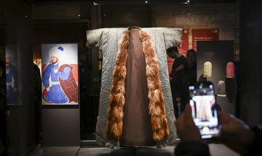 Doğu'nun ve Batı'nın Efendisi Fatih Sultan Mehmet'in eşyaları Topkapı Sarayı'nda