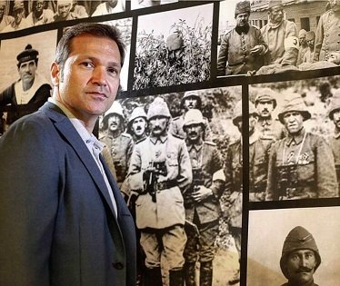 Piri Reis Üniversitesi Video Gösterisi – Savaş Karakaş ‘Derinlerden Yansımalar’