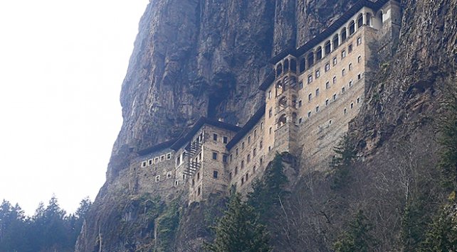 Sümela Manastırı açılış için gün sayıyor