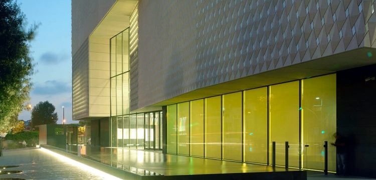2020'ye kadar ücretsiz gezilebilecek Arter'in yeni binası açıldı