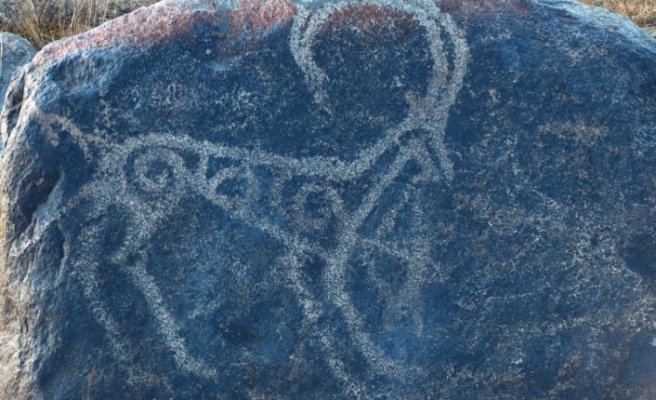 Kırgızistan 4 bin yıllık kaya resimleri açık hava müzesi