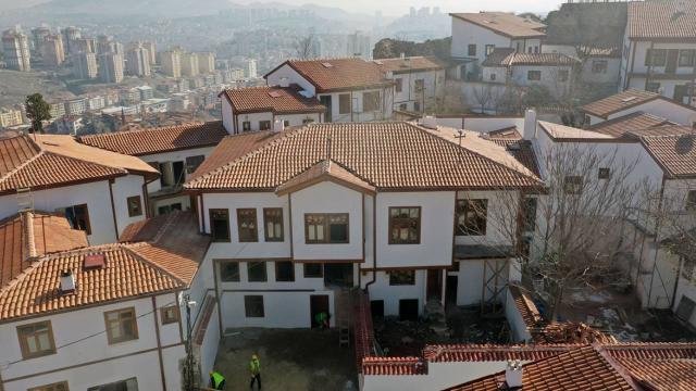 Ankara Kalesi'nin tarihi konutları restore ediliyor