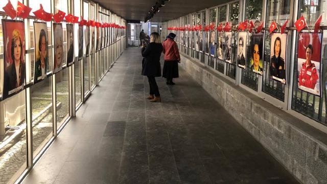 Samsun'da ilklere imza atan Türk kadınlar sergisi açıldı