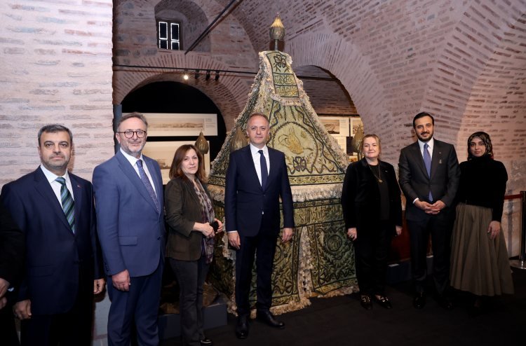 Türk ve İslam Eserleri Müzesi'nde Surre Alayları sergisi açıldı