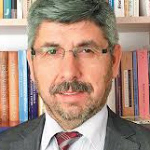 Prof. Dr. Turhan Kaçar